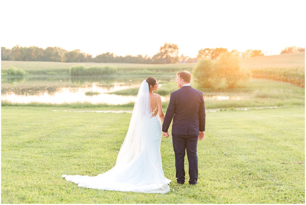 Bride and Groom sunset portraits the ruby cora clarksville tn